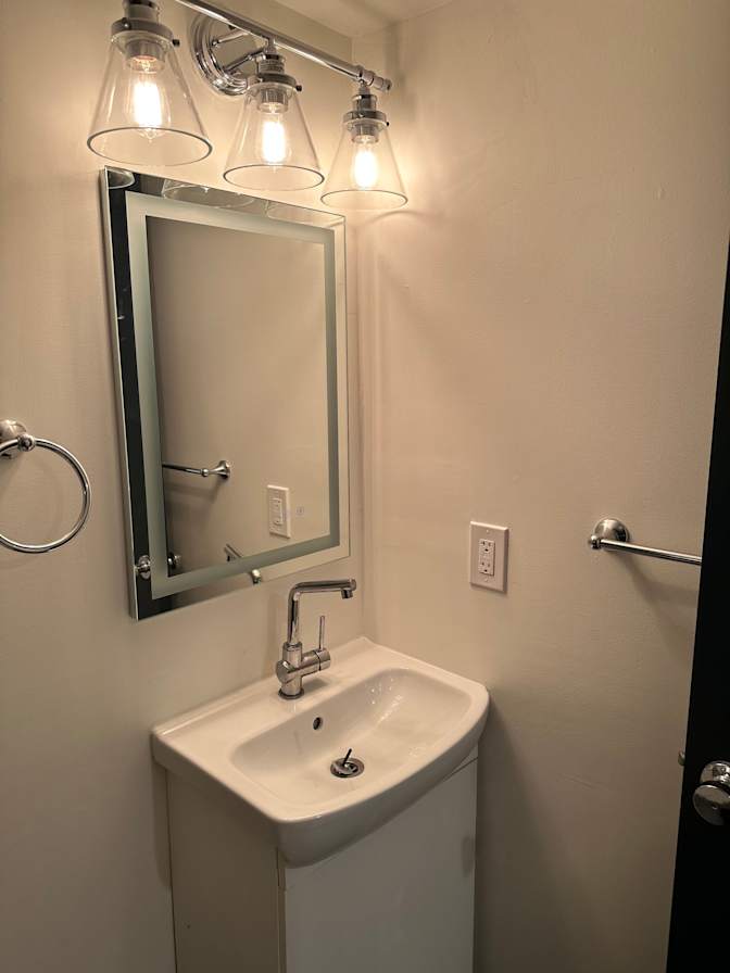 Kofi's room