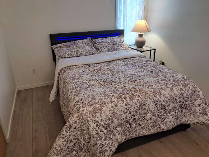 Sam's room