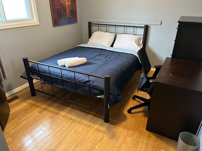Nick Sarkovski's room