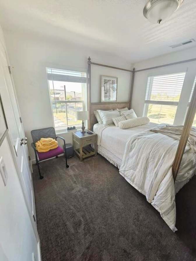 Nicholina's room