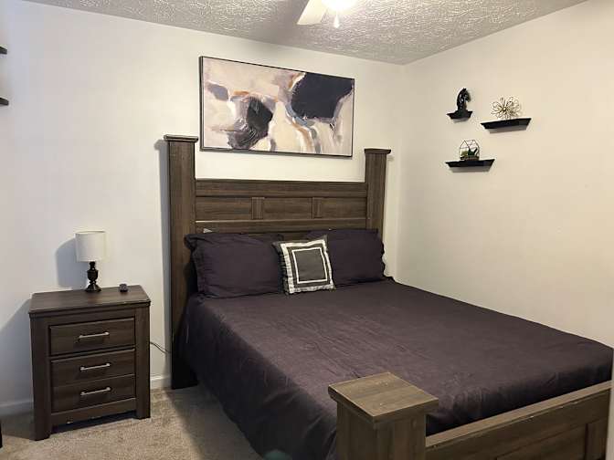 Rhonda's room