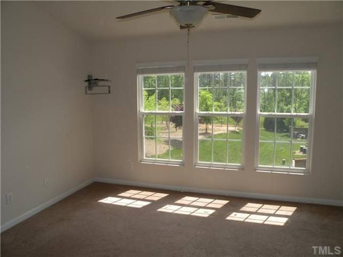 Alcove Rooms's room