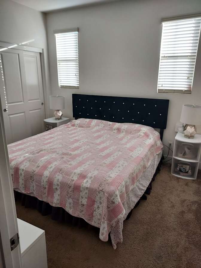 Simon's room