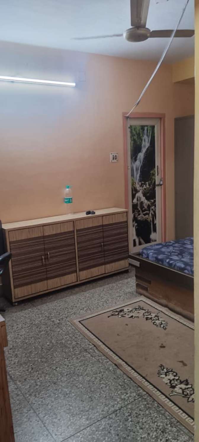 Anubhav Megotia's room