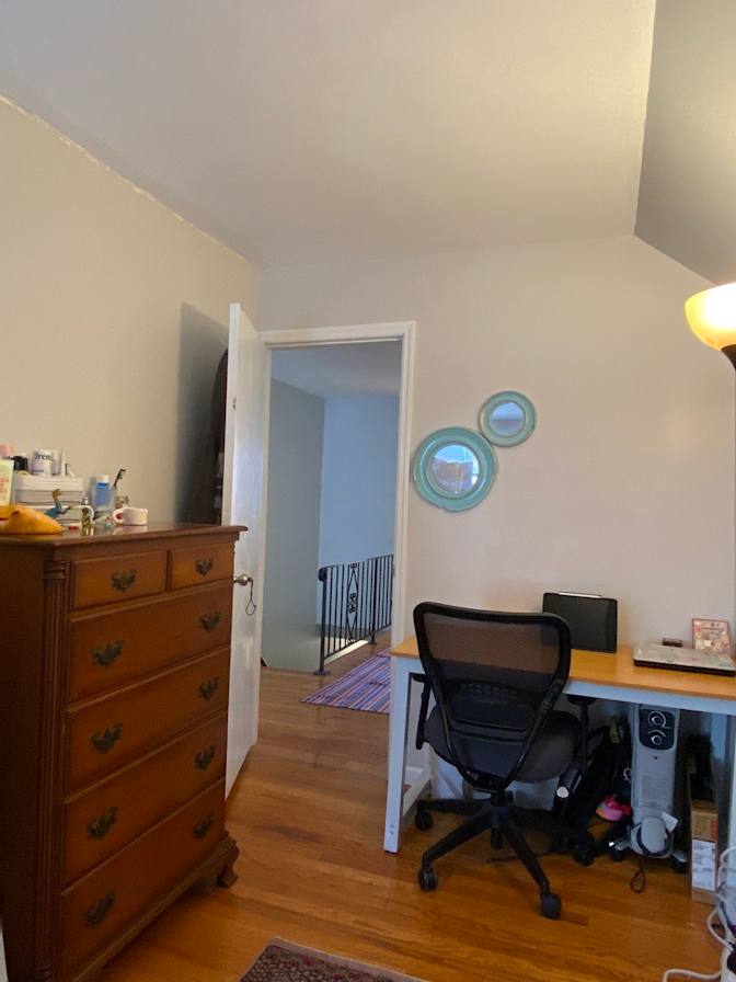 Lili's room