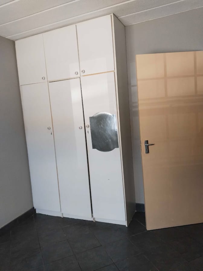 Tiro's room