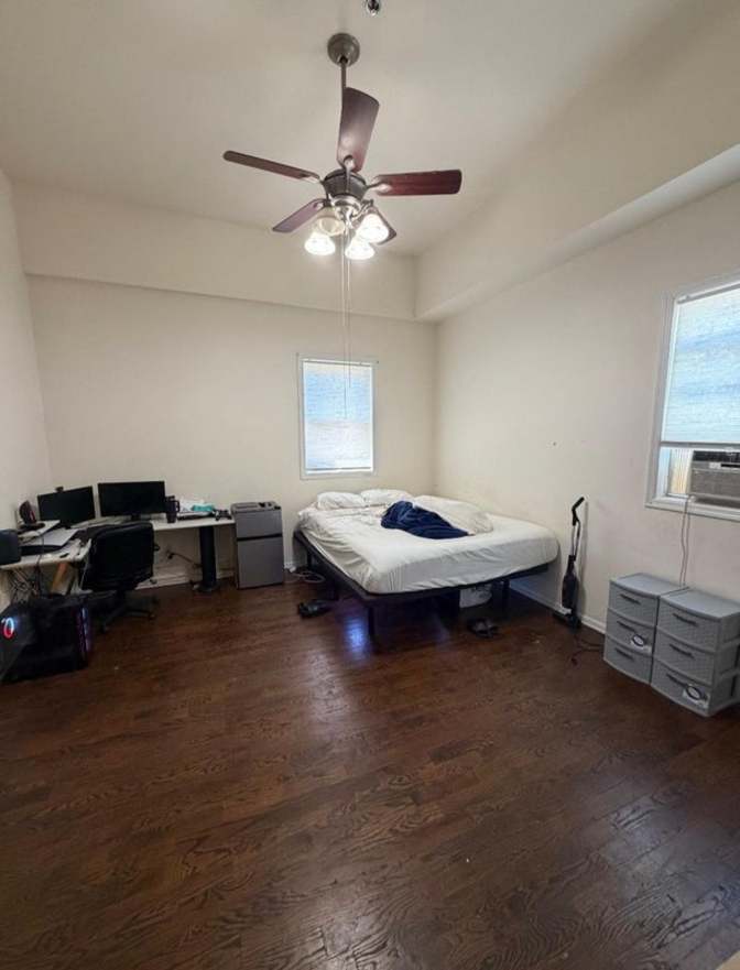 Private and Spacious Room's room