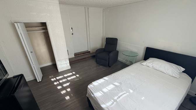 Sami's room