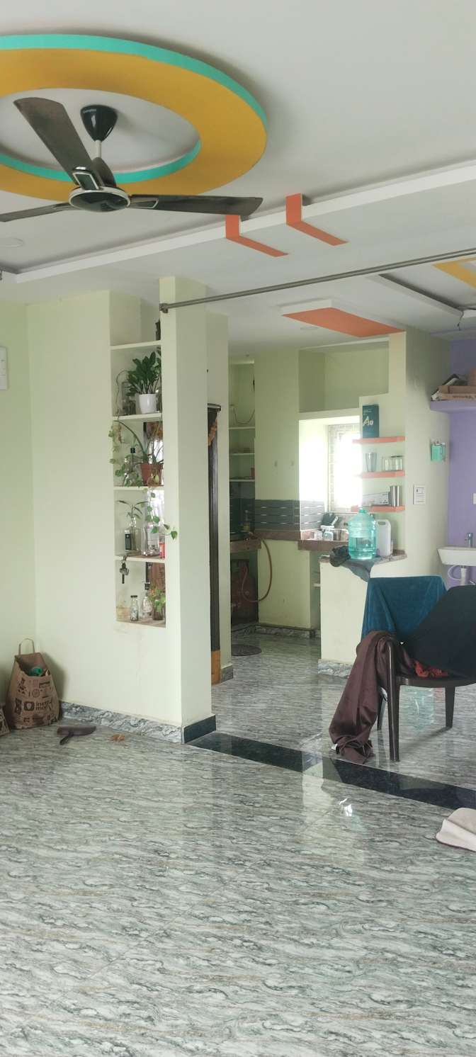 Shiva Kumar's room