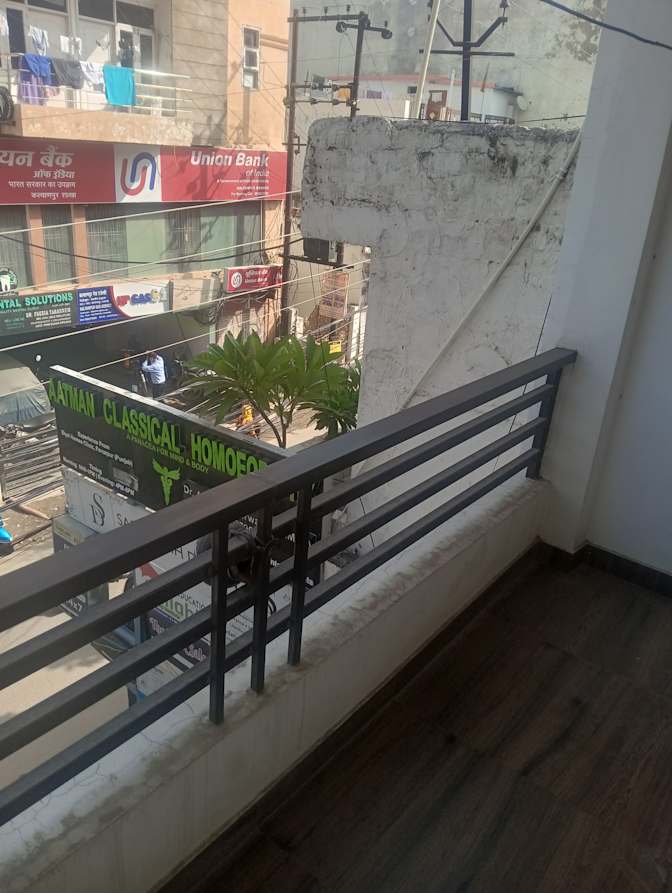 Dharmendra Shukla's room