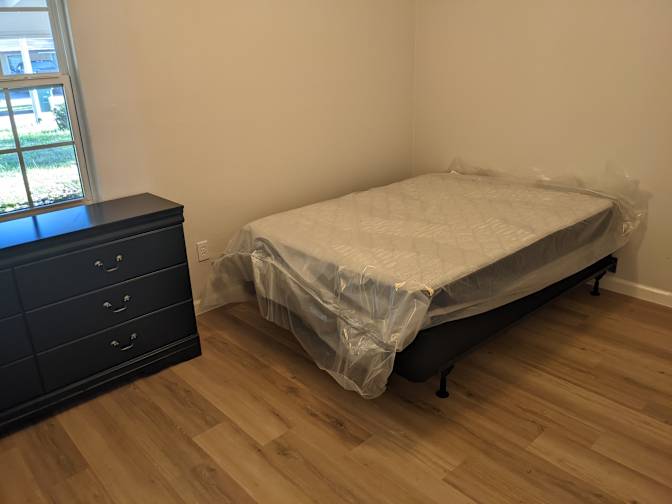 Autif's room