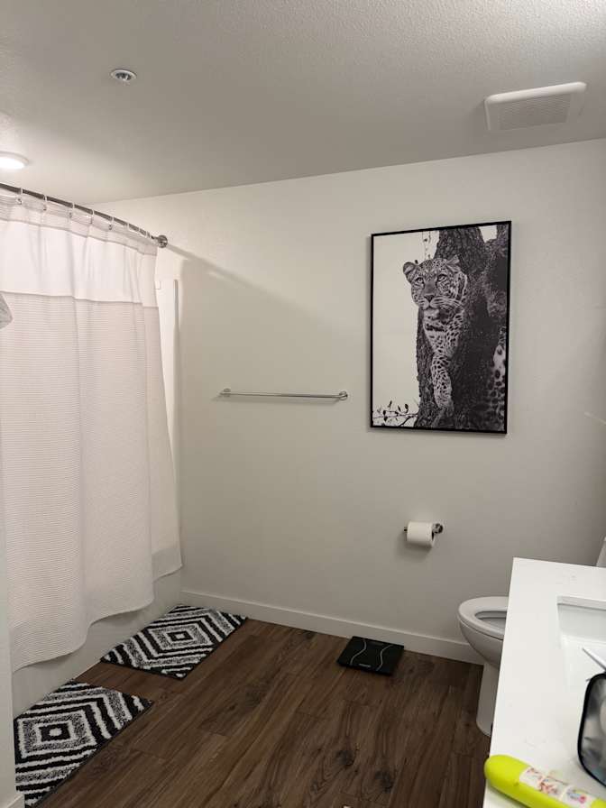 Amina's room