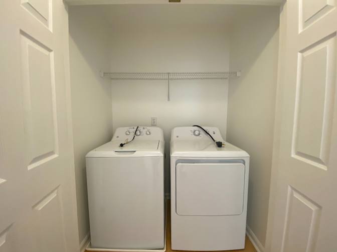 Alcove Rooms's room