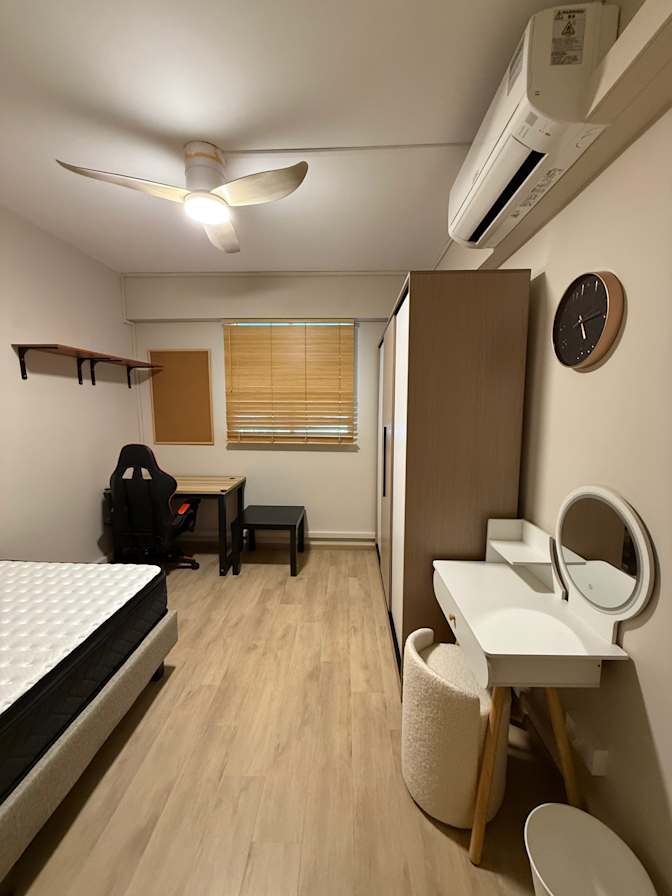 Yusri's room