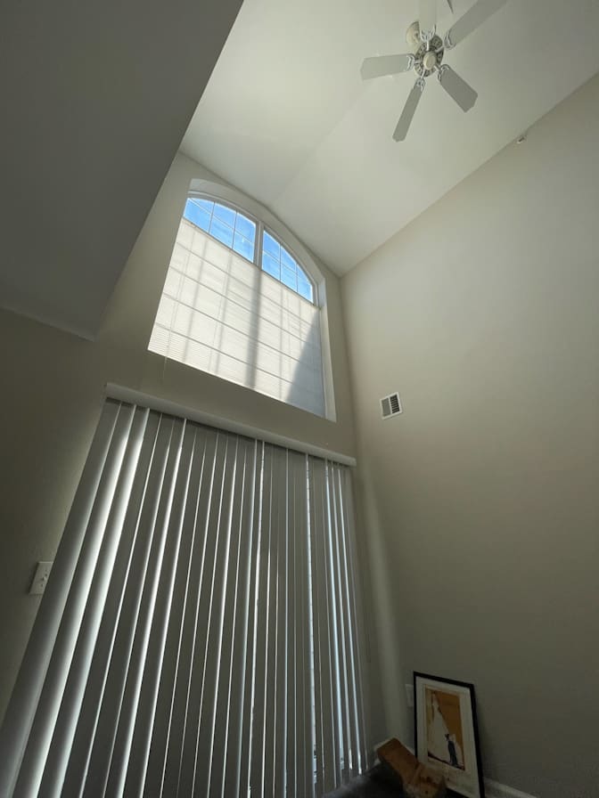 Kato's room
