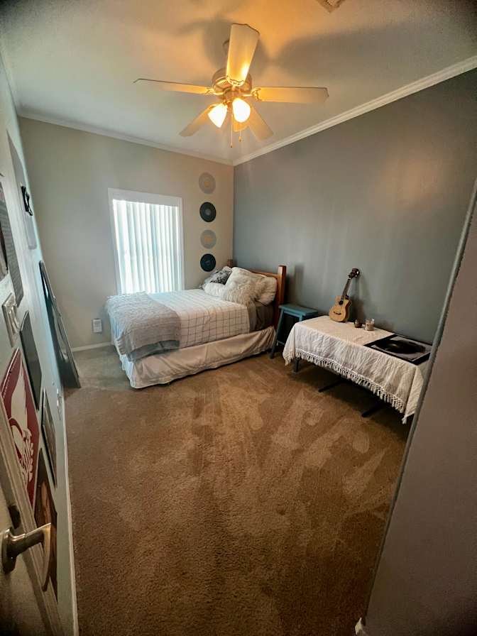 JL's room