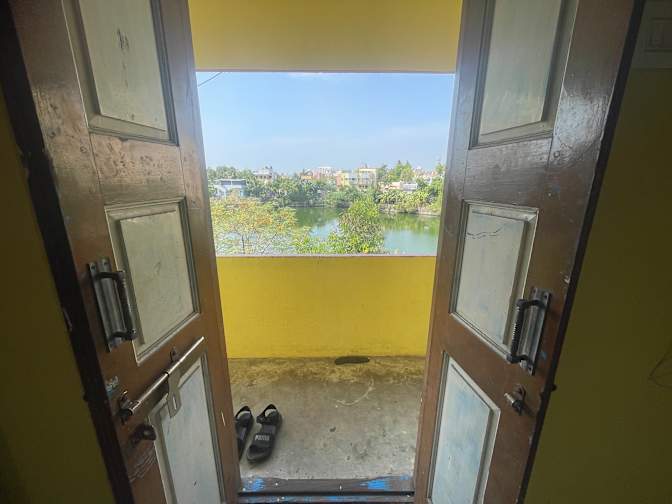 Logesh M's room