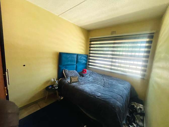 Owen Sands's room