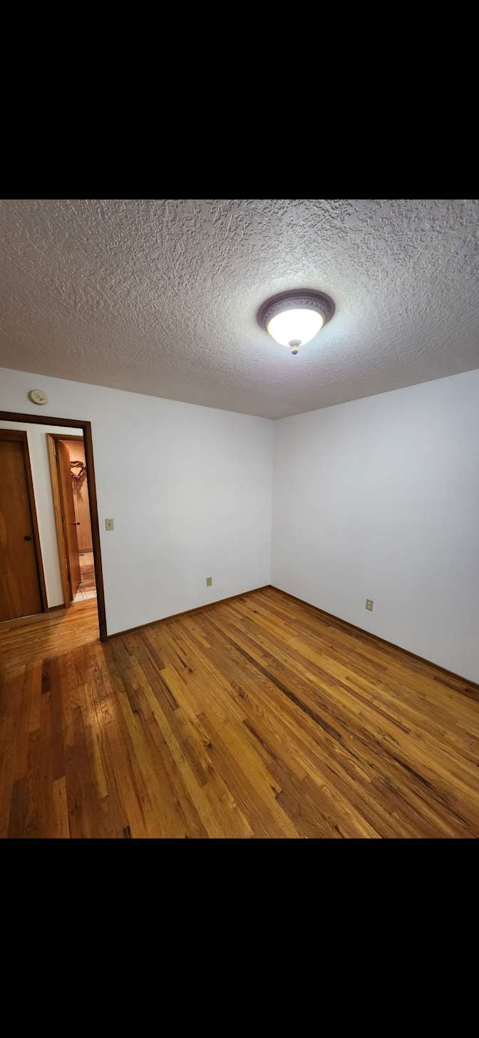 Dustin's room