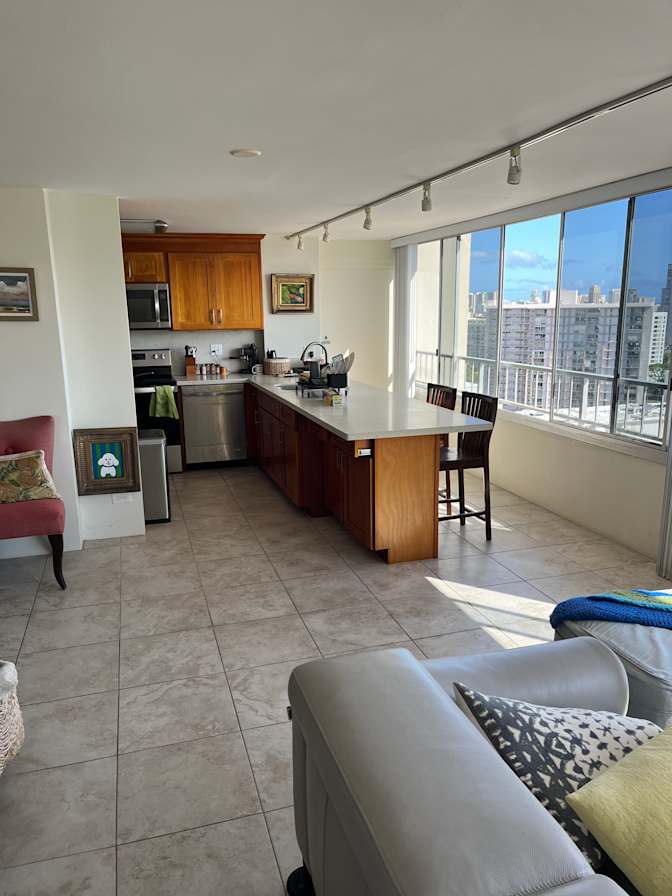Paul S Goldkorn's room