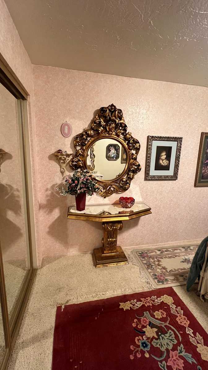 Estelle's room