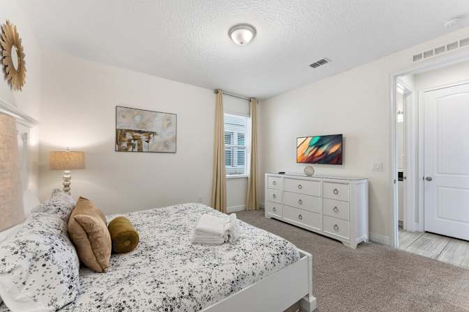 silvia molina's room