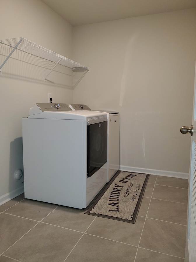 Alcove Rooms's room