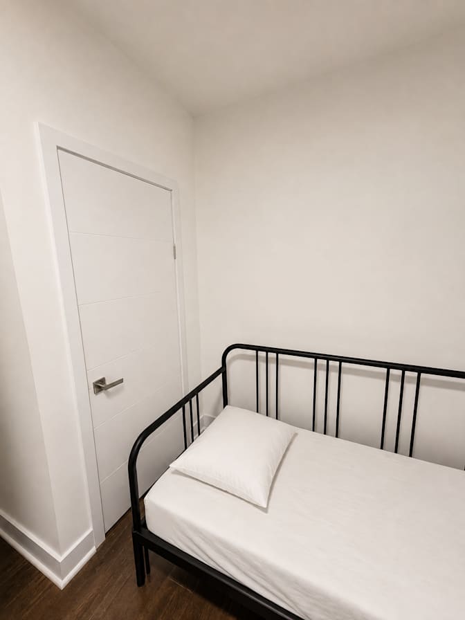 Sunny's room