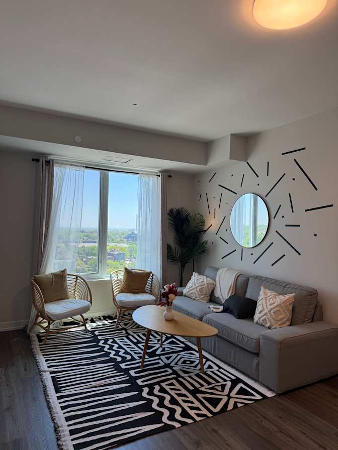Divine's room