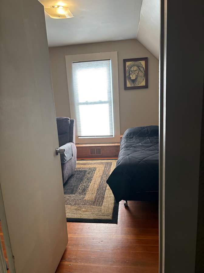 Earla Gayer's room