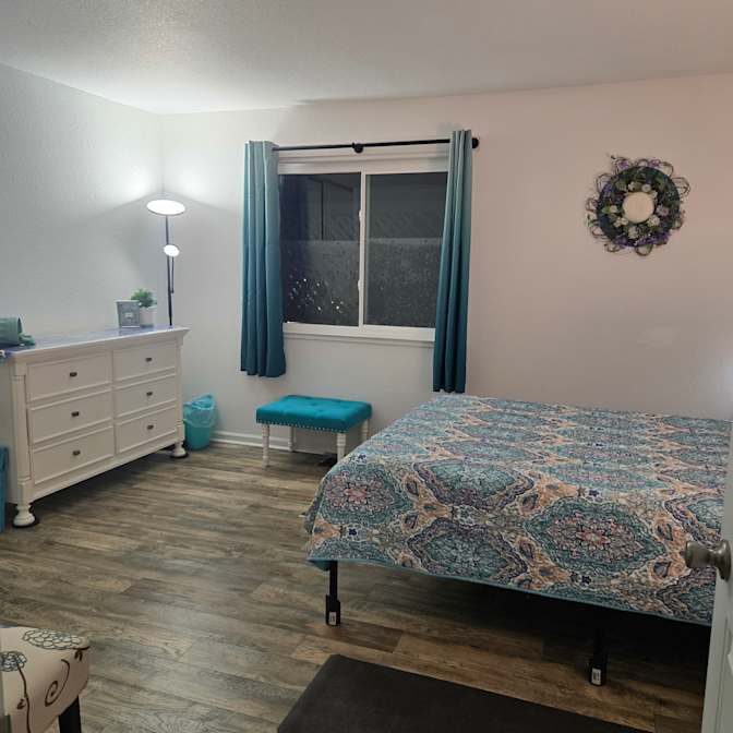 Shonda's room