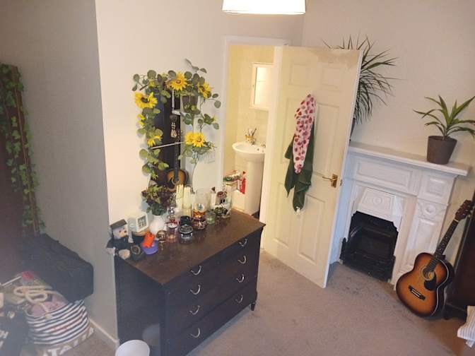Arbab's room