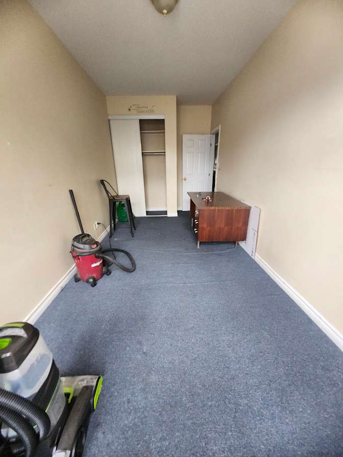 Robert Kinch's room