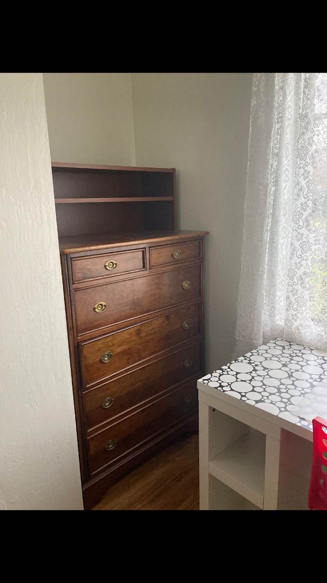 Lorena's room