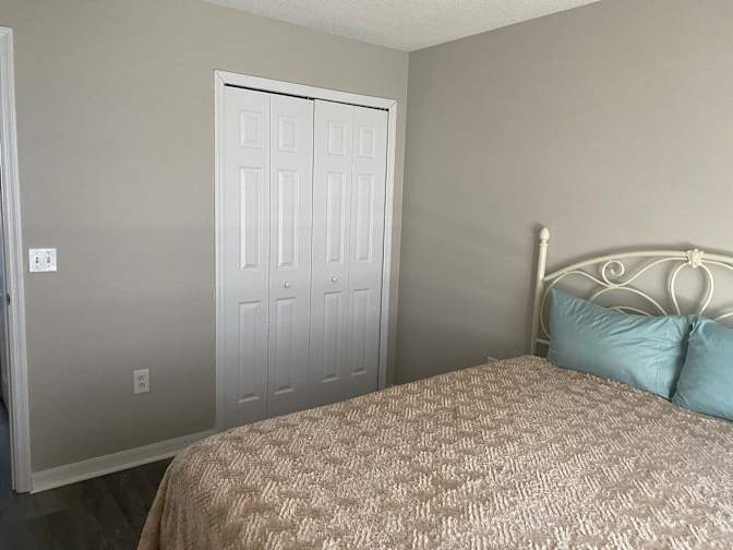 Renata's room