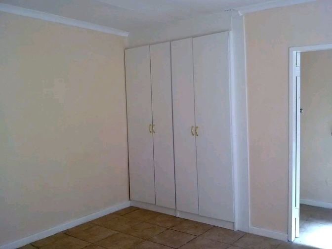 SINETHEMBA ZWANE's room
