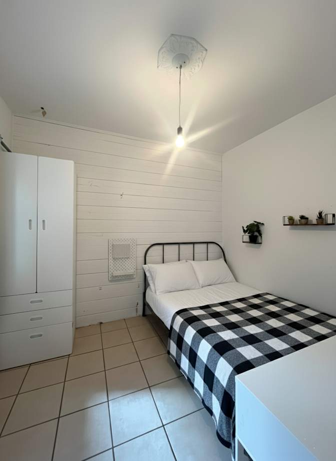 HelloMontreal's room