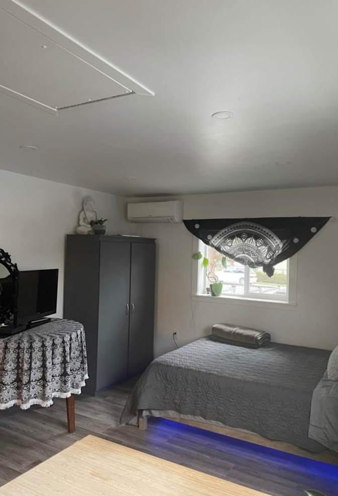 Susanna Mayhew's room