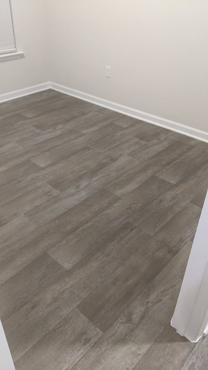 Dee's room