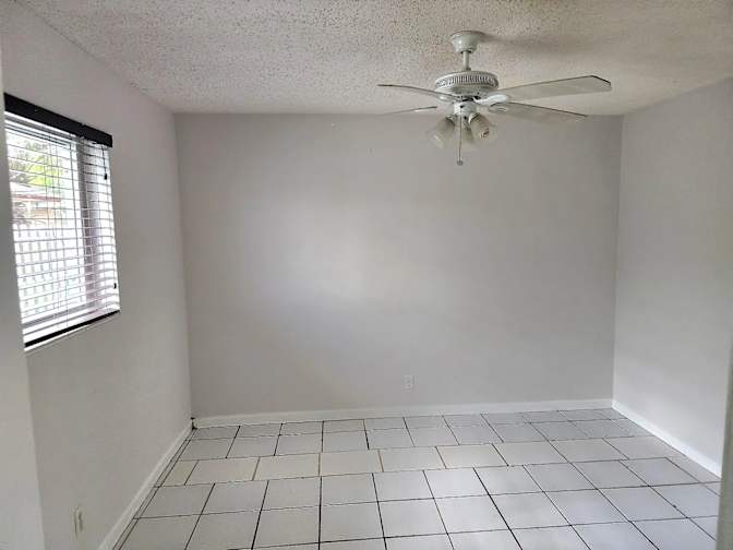 tom's room