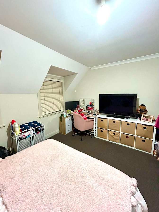 Claudia's room