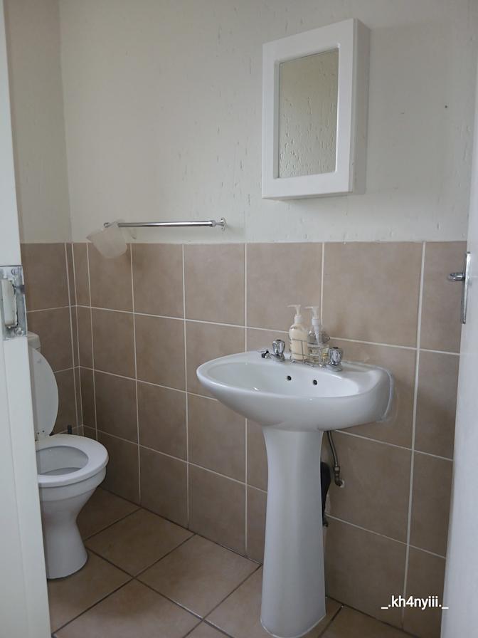 Khanyi Mdhluli's room