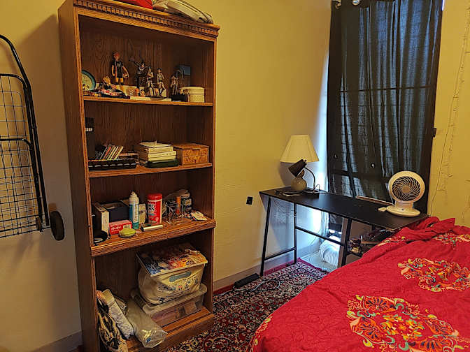 Hisako's room