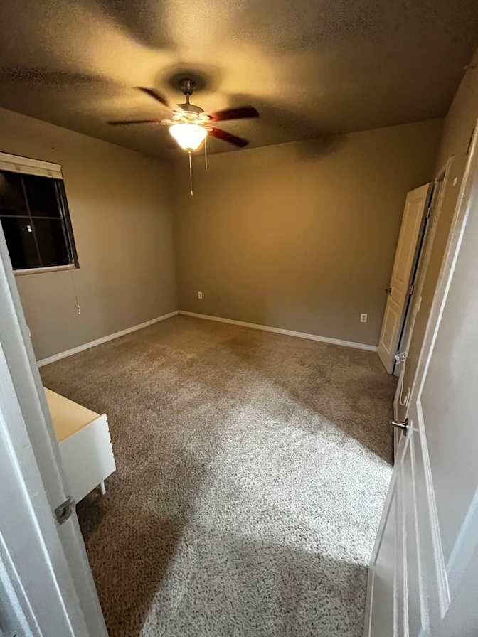 Santiago's room