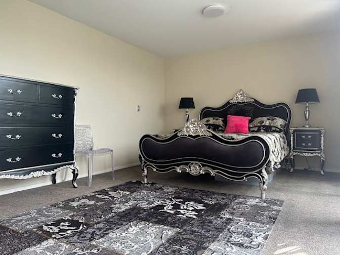 Merrill Guttenbeil's room