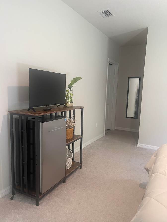Hestella Rooming's room