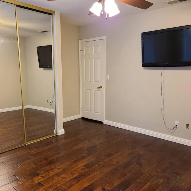 Cindy's room
