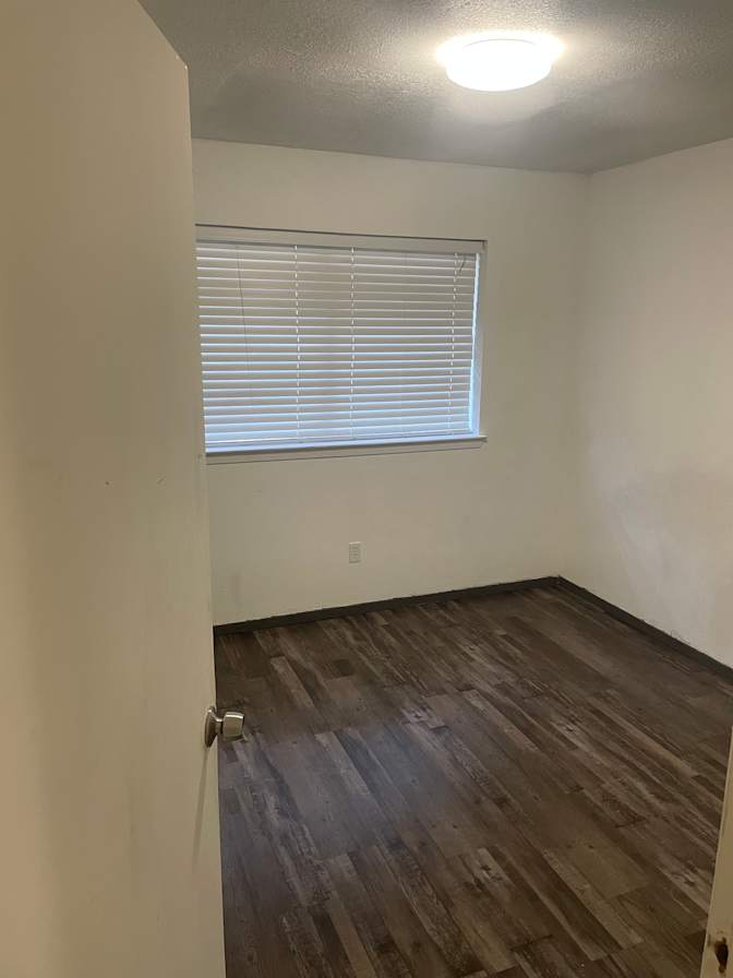Co-Live Dallas's room