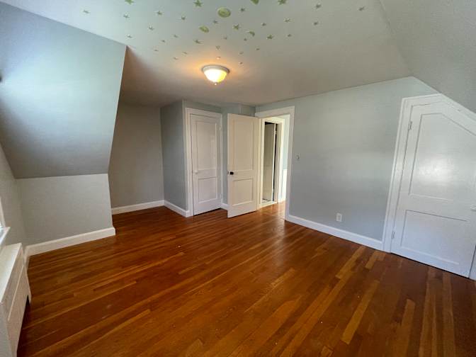 Greg's room