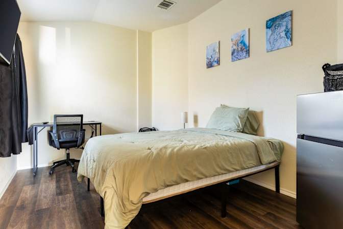 PadSplit's room